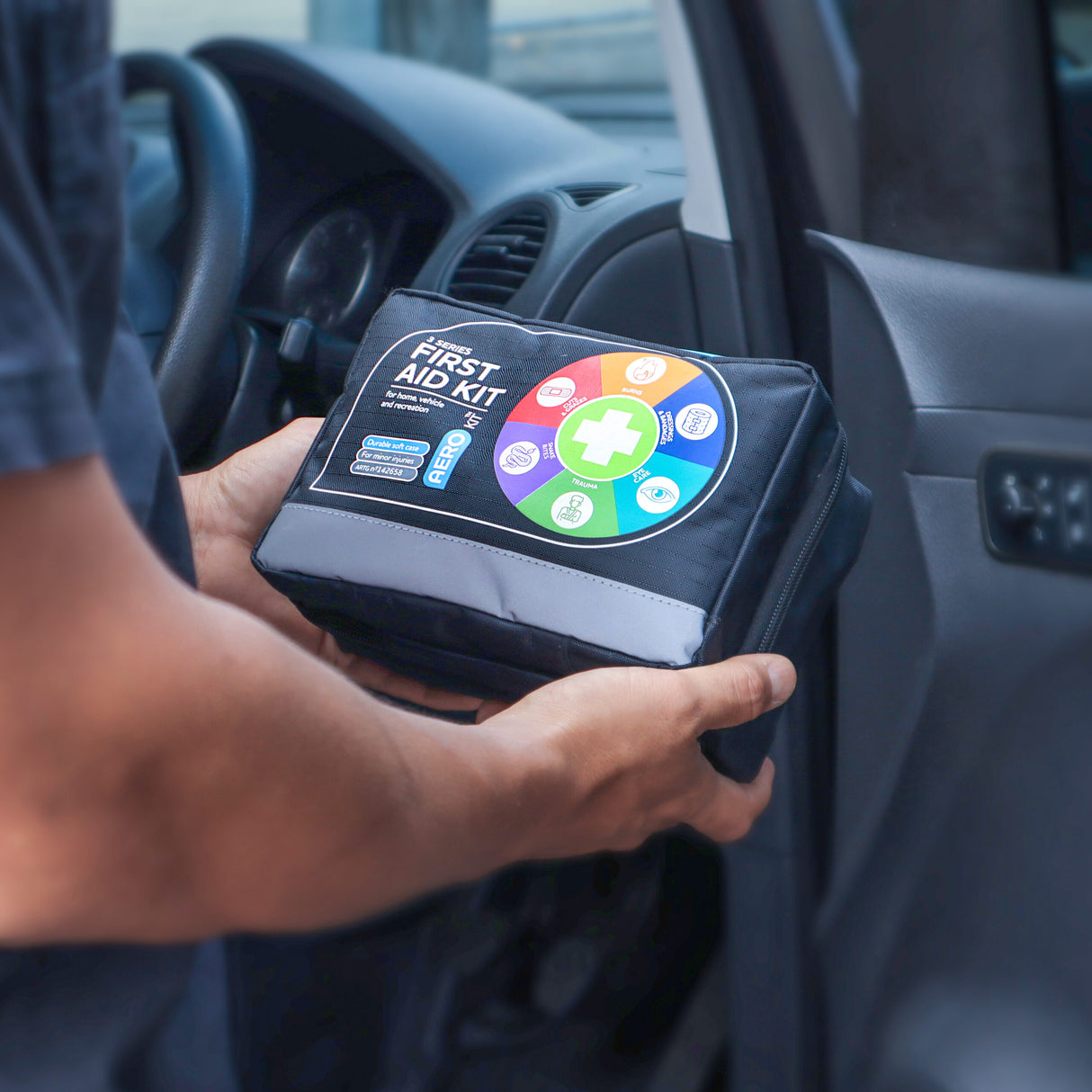 3 Series First Aid Softpack Black