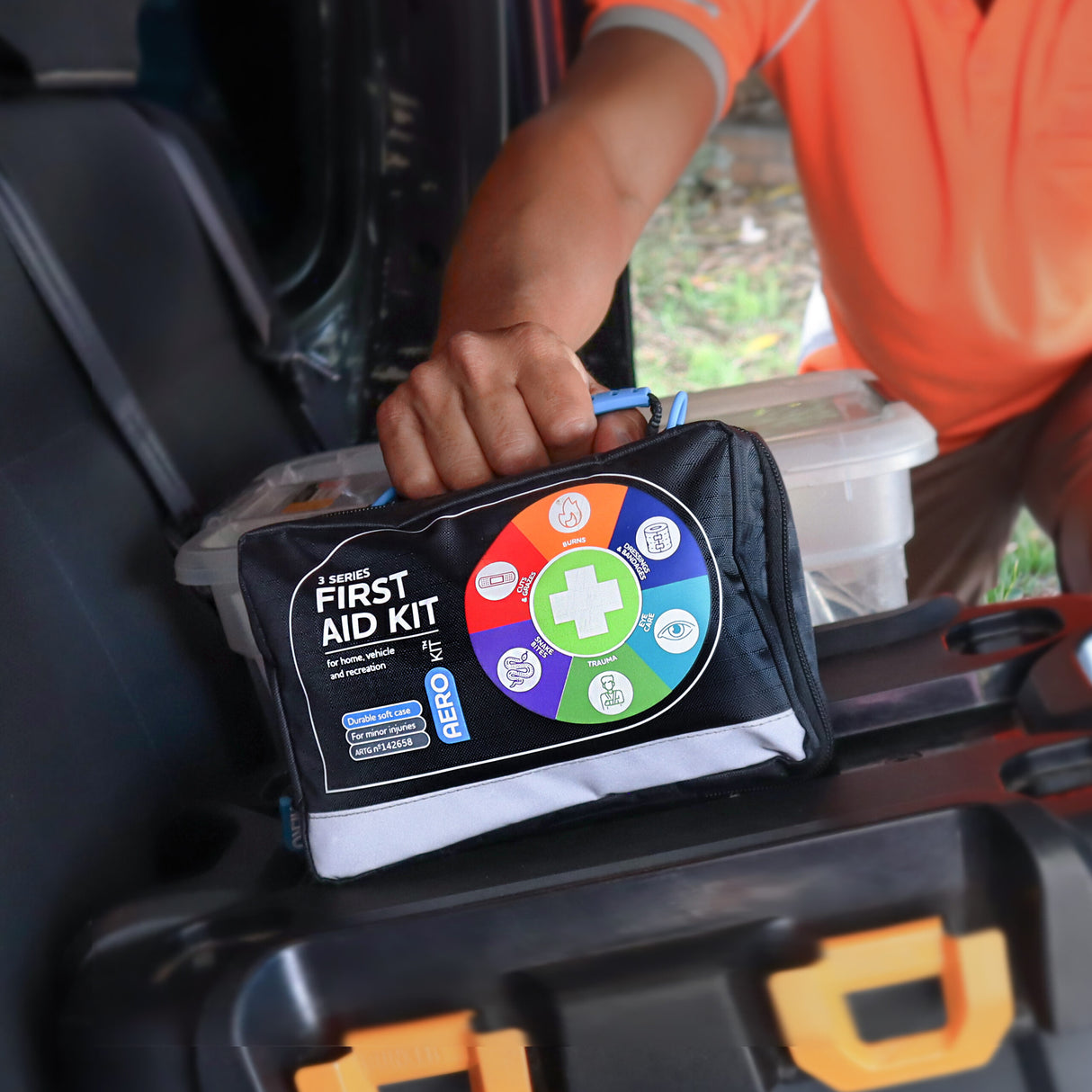 3 Series First Aid Softpack Black