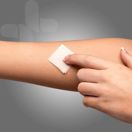 70% Isopropyl Alcohol Swabs 3 x 3cm Box/100