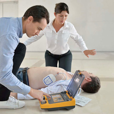 MINDRAY C2 Fully-Automatic Defibrillator - Colour Screen