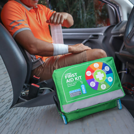 3 Series First Aid Kit Softpack Green 20×11.5×16 cm